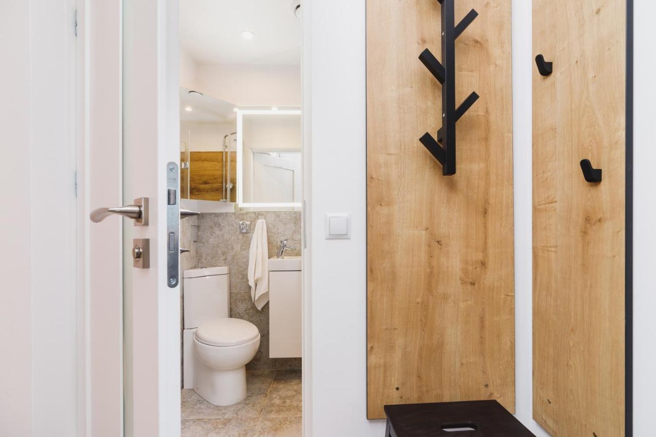 Studio Apartment Daszynskiego Cracow By Noclegi Renters Cracóvia Exterior foto