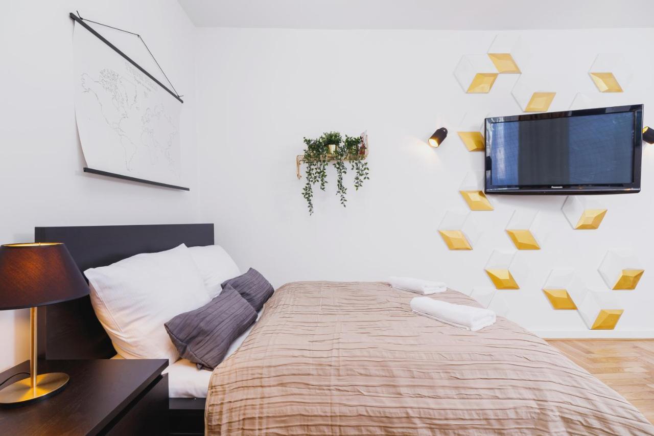 Studio Apartment Daszynskiego Cracow By Noclegi Renters Cracóvia Exterior foto